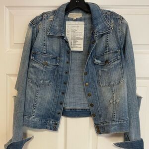 Current/Elliott distressed denim jacket. Size 6.